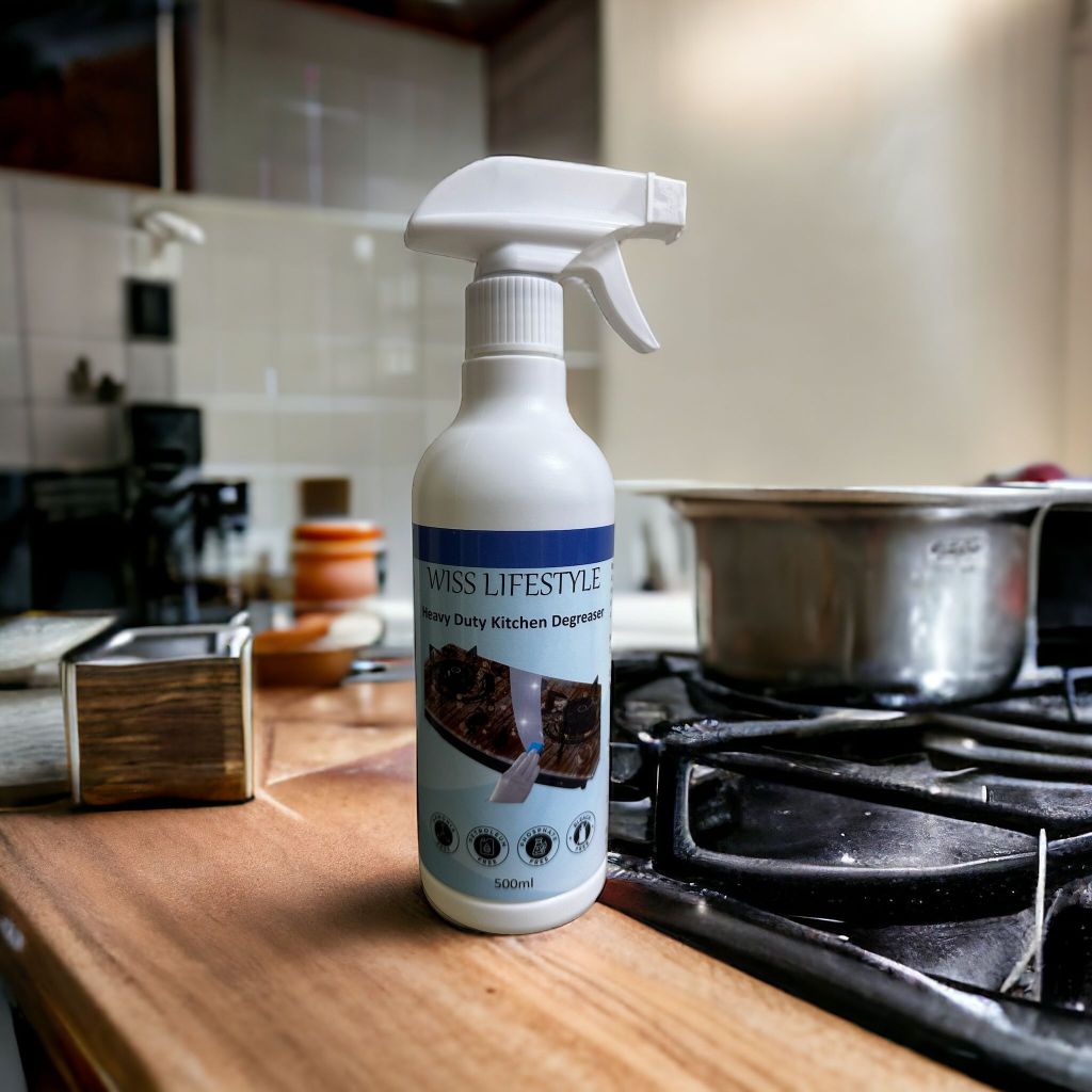 Wiss Lifestyle Heavy Duty Kitchen Degreaser Oil Remover Spray Multipurpose Dirt Lampblack Grease Stain Cleaner 500ml