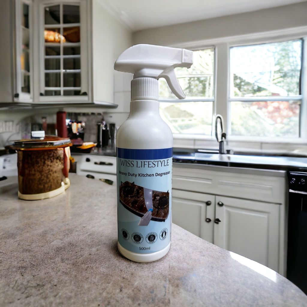 Wiss Lifestyle Heavy Duty Kitchen Degreaser Oil Remover Spray Multipurpose Dirt Lampblack Grease Stain Cleaner 500ml