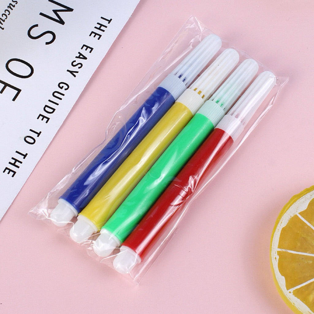 Colouring Gift Bag with 4 Color Pen Set