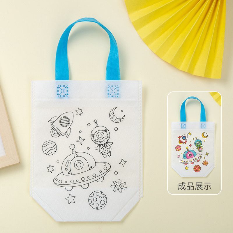 Colouring Gift Bag with 4 Color Pen Set